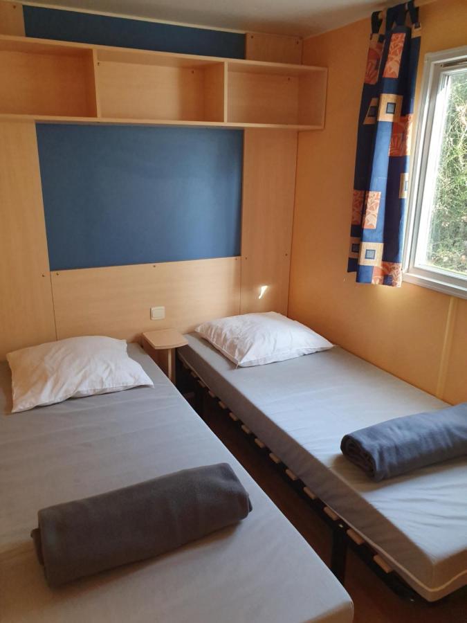 Mobile-Home Saint-Cheron Bagian luar foto